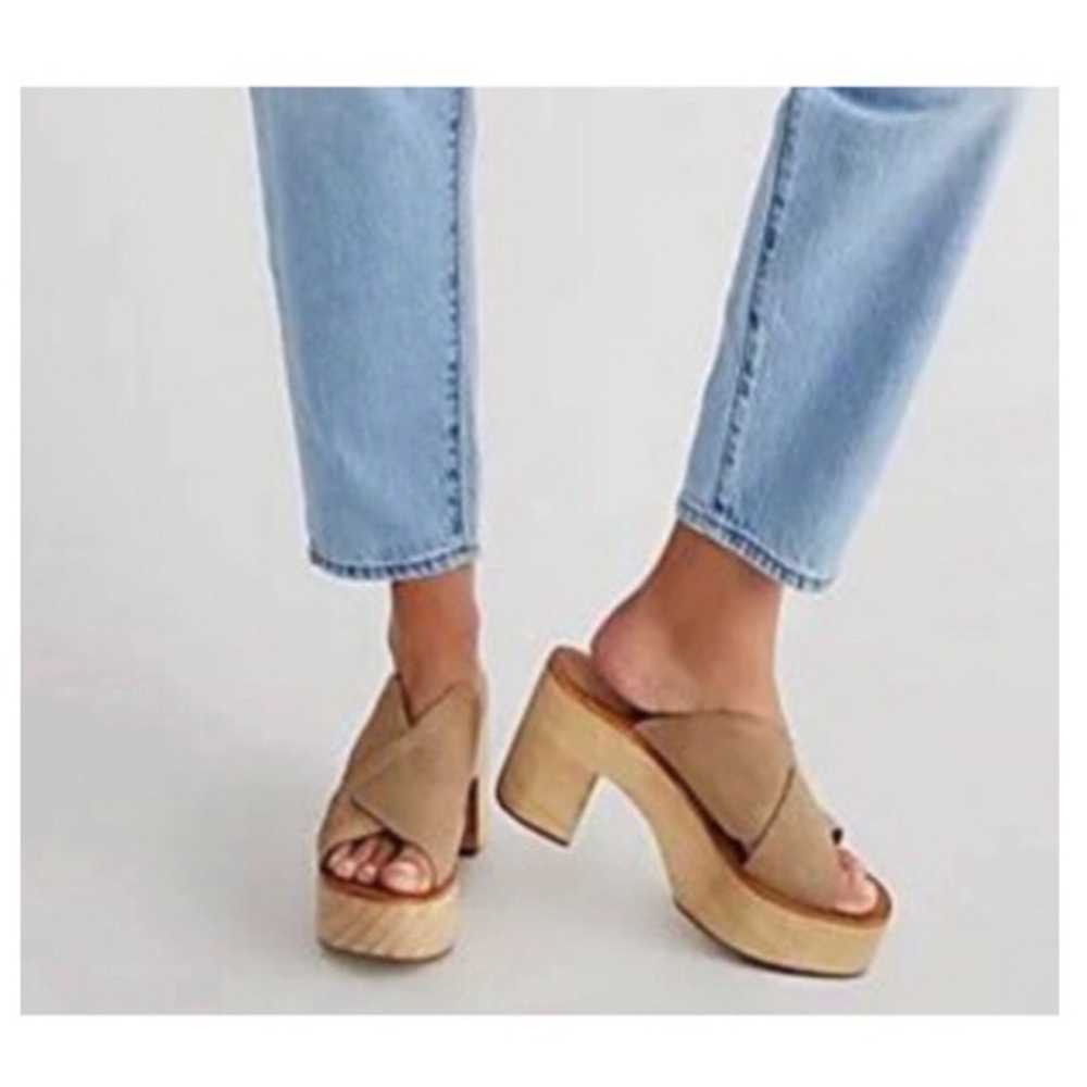 FREE PEOPLE • KORA Platform Clog Beige Tan - Picture 1 of 16